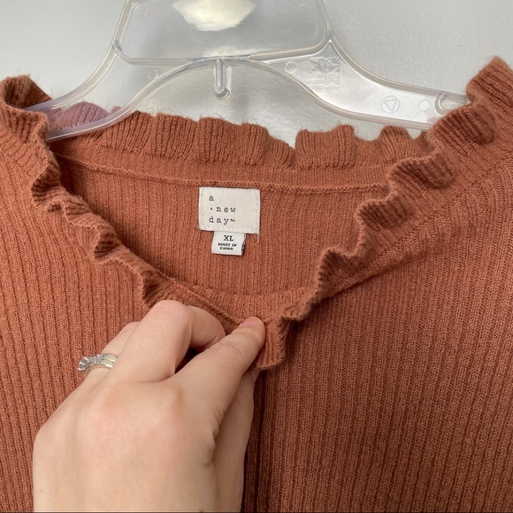 Rust Scalloped Collar Sweater | Poshmark